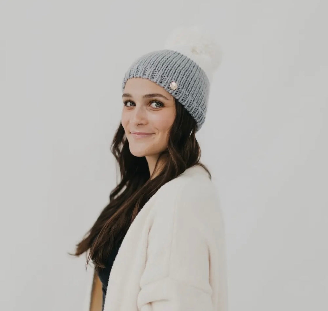 Accessories - Alpine Snow Beanie - Gray/White