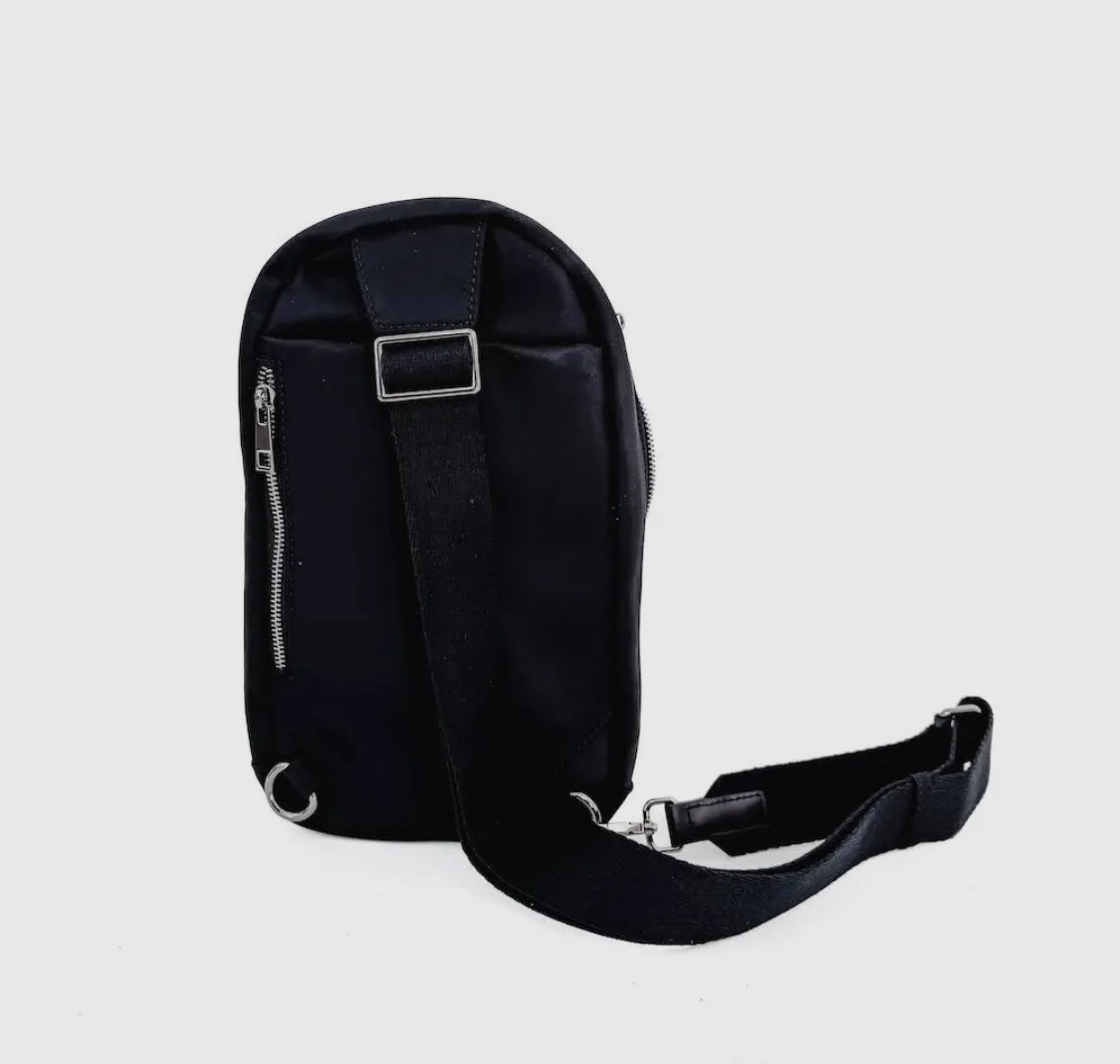 BP: L’uomo Unisex Crossbody Bag - Black