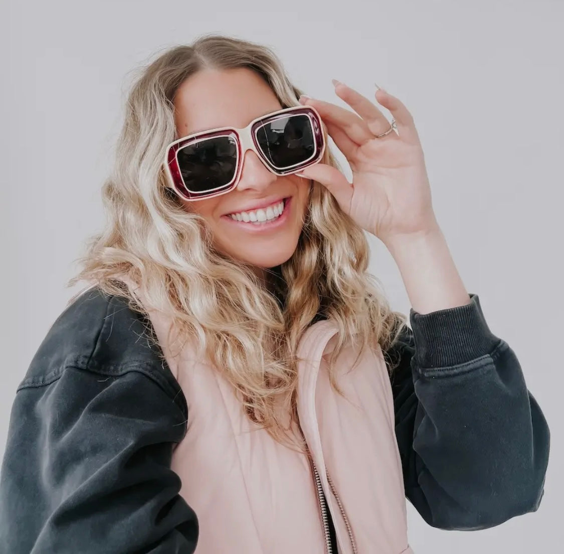 G: Nicolette Retro Oversized Square Sunglasses