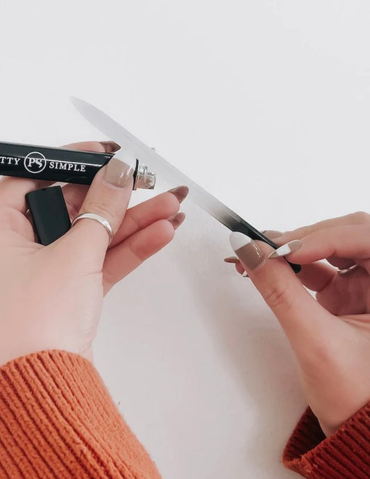 MM: Reusable Glass Nail File