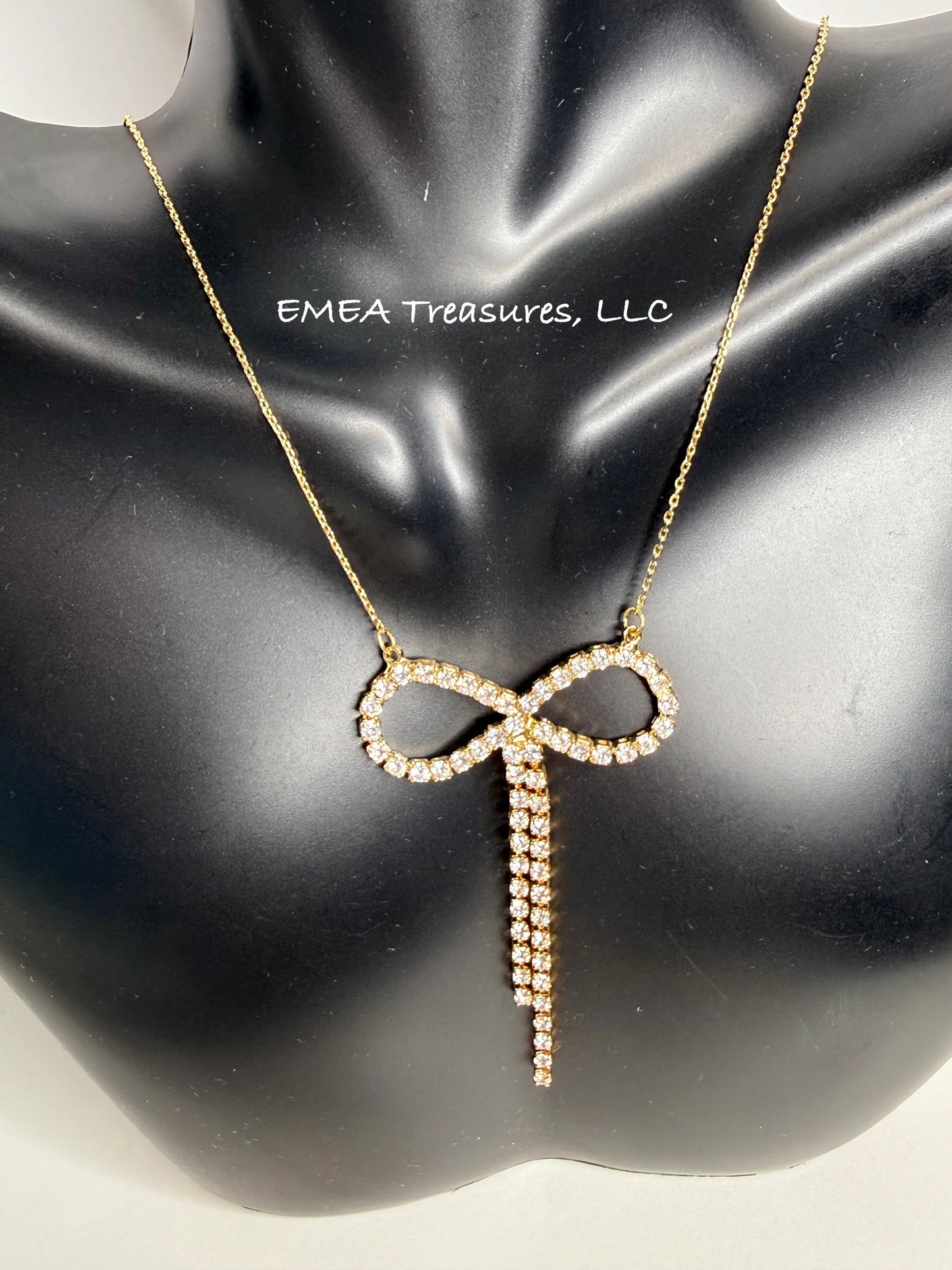J: Shine Bow Necklace