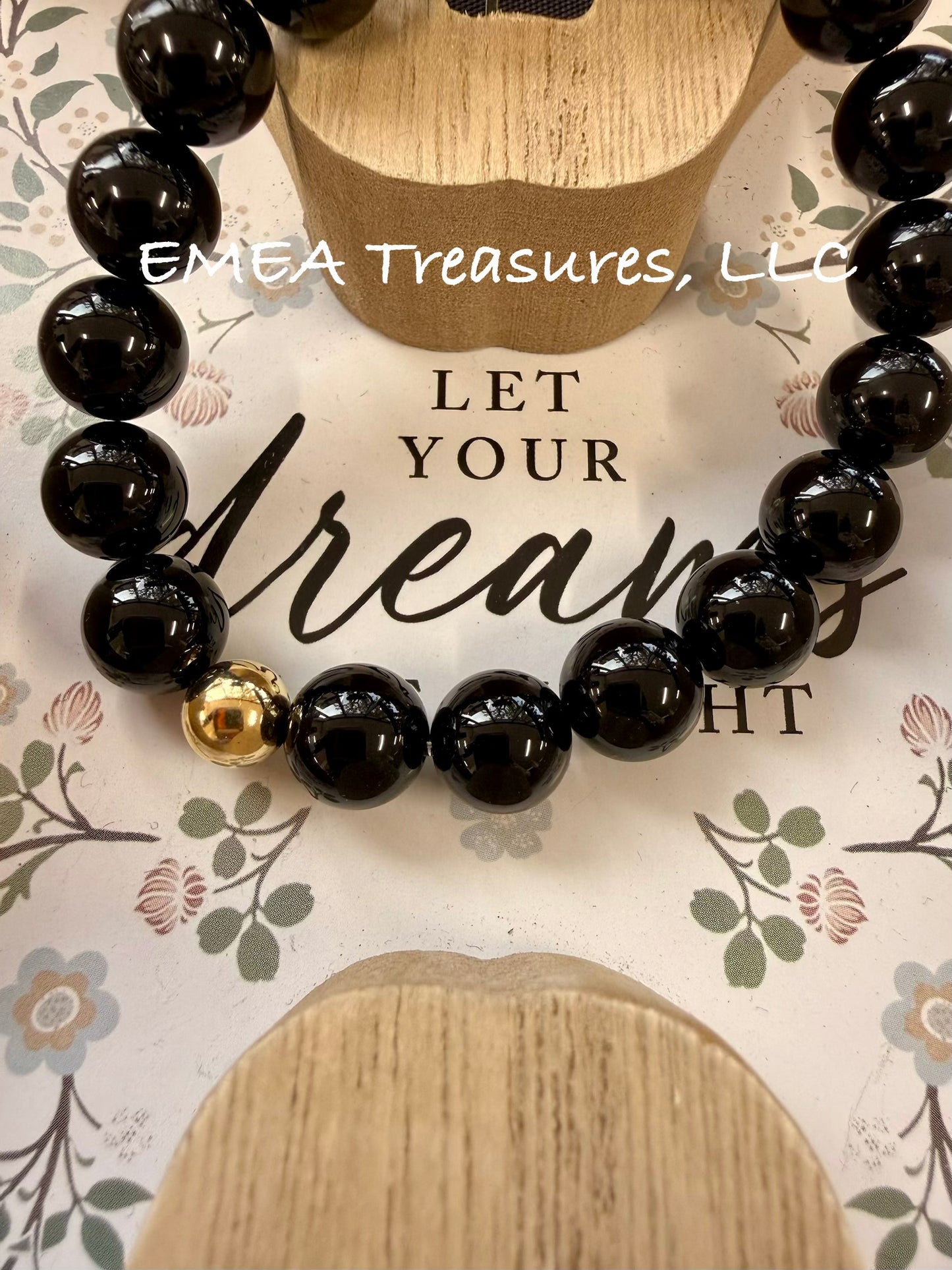 A - EMEA Treasures Handmade 10mm Agate Stones Stretch Bracelet with Gold Filled Spacer