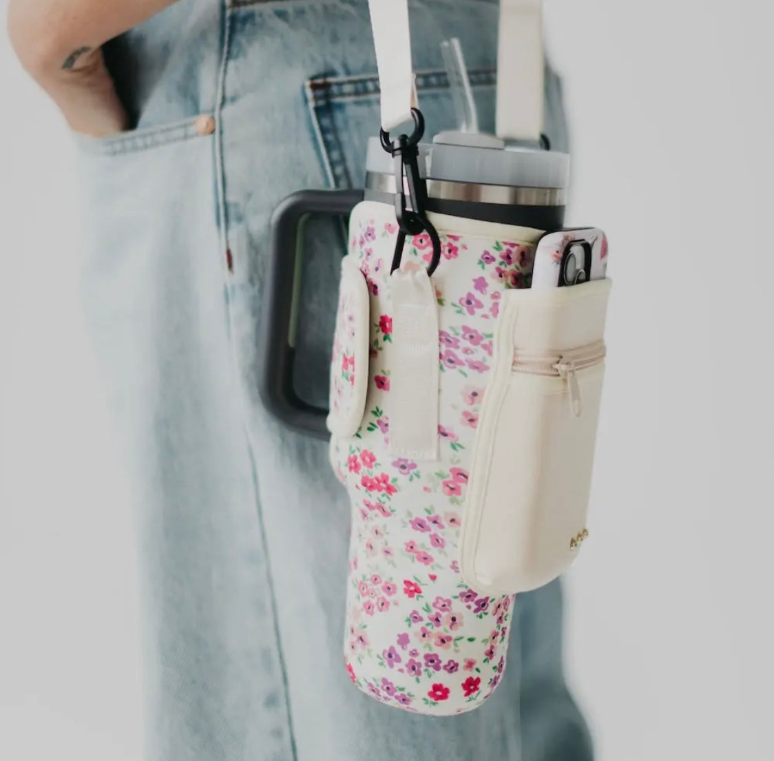 WBC: Shoreline Walk Hydration Harness