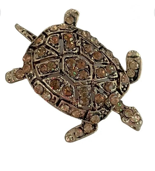J: Dazzling Accent Brooch