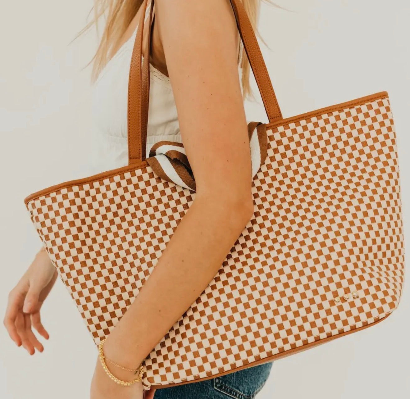 HB: Woven Tiffany Organizer Tote Bag