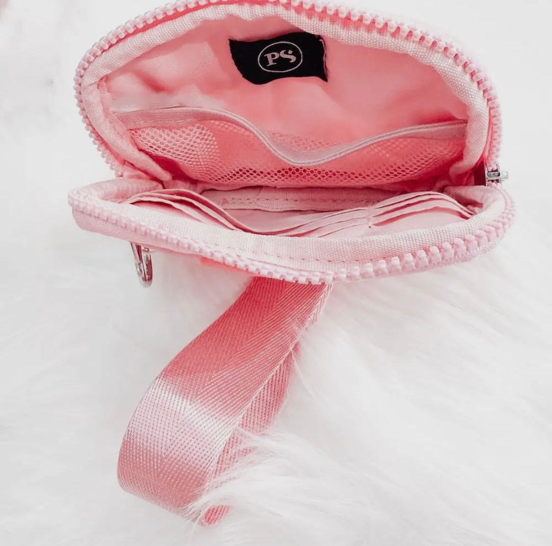 W: Nelly Nylon Card Wallet Wristlet