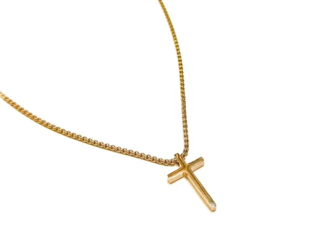 J: Gio L'uomo Mens Collection
Cross Necklace