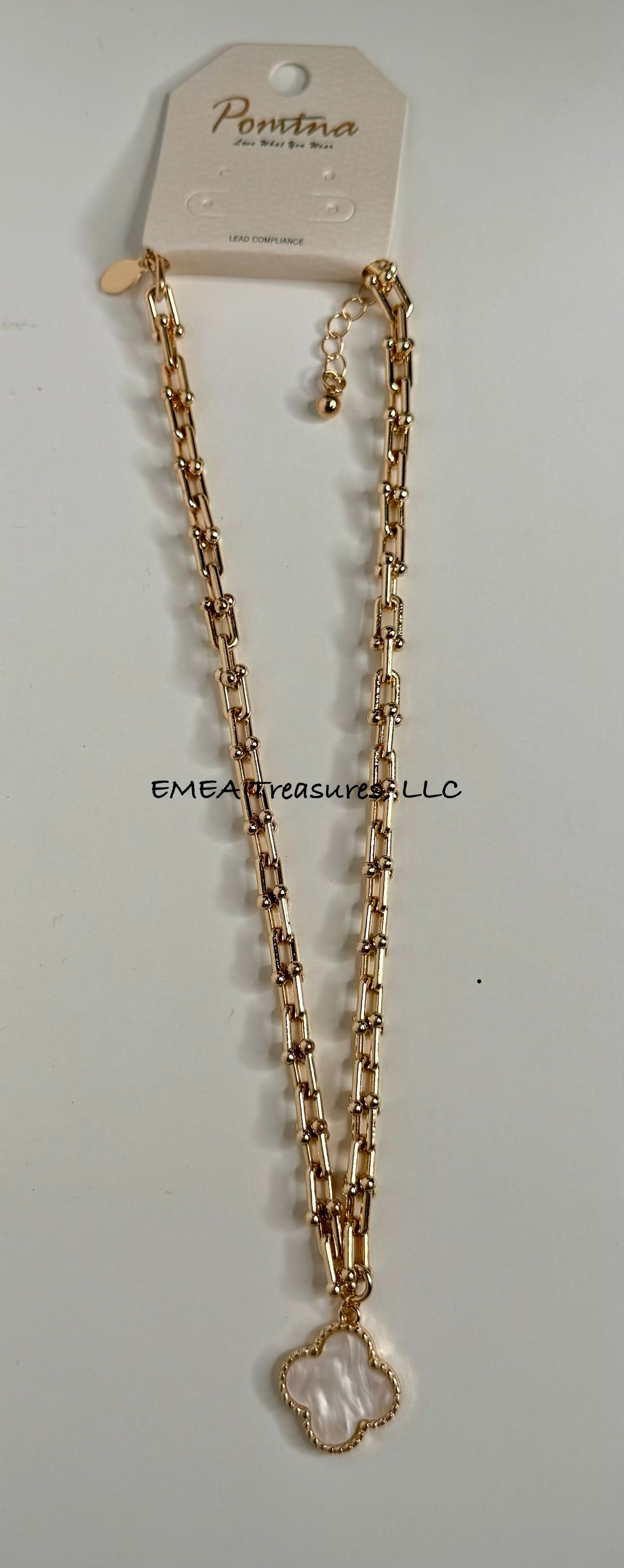 J: Fiona Pendant U Chain Necklace