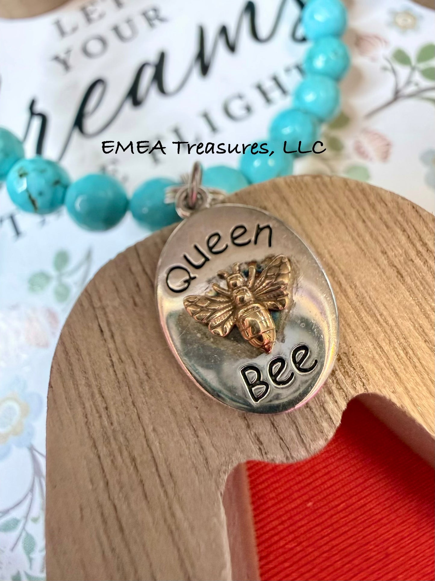 A - EMEA Treasures Handmade 6mm White Turquoise Stretch Bracelet with Sterling Silver Spacer and Sterling Silver Charm with Bronze Bee