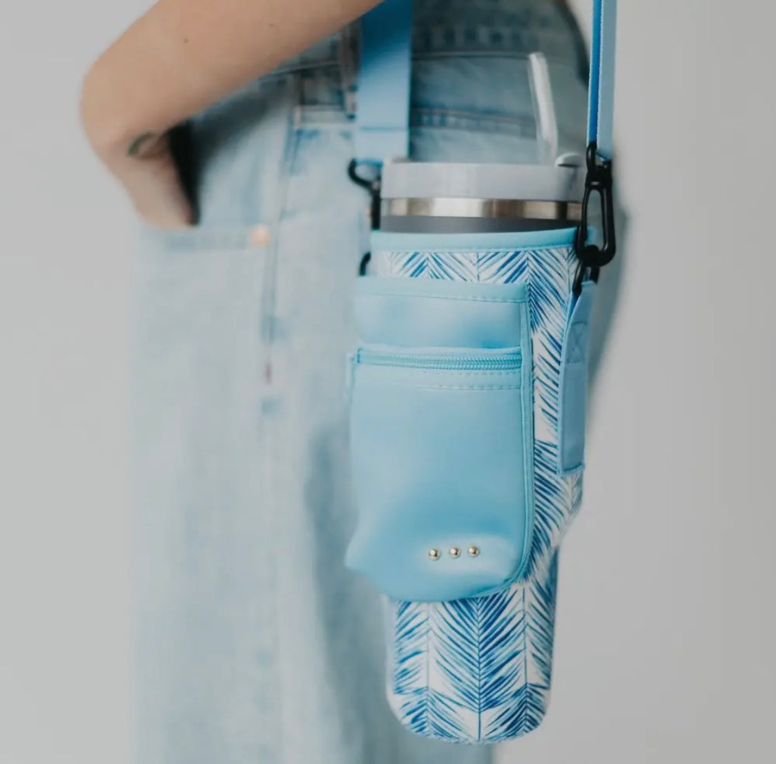 WBC: Shoreline Walk Hydration Harness