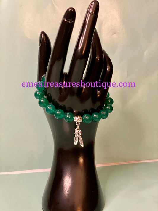 A - Handmade 10mm Agate Stone Stretch Bracelet with Silver-tone Ballet Shoes Charm